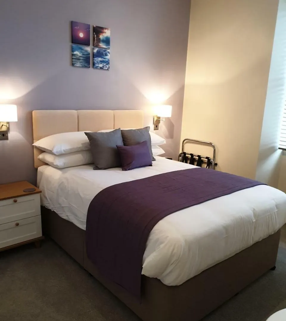 Compston House 4* آمبيلسايد