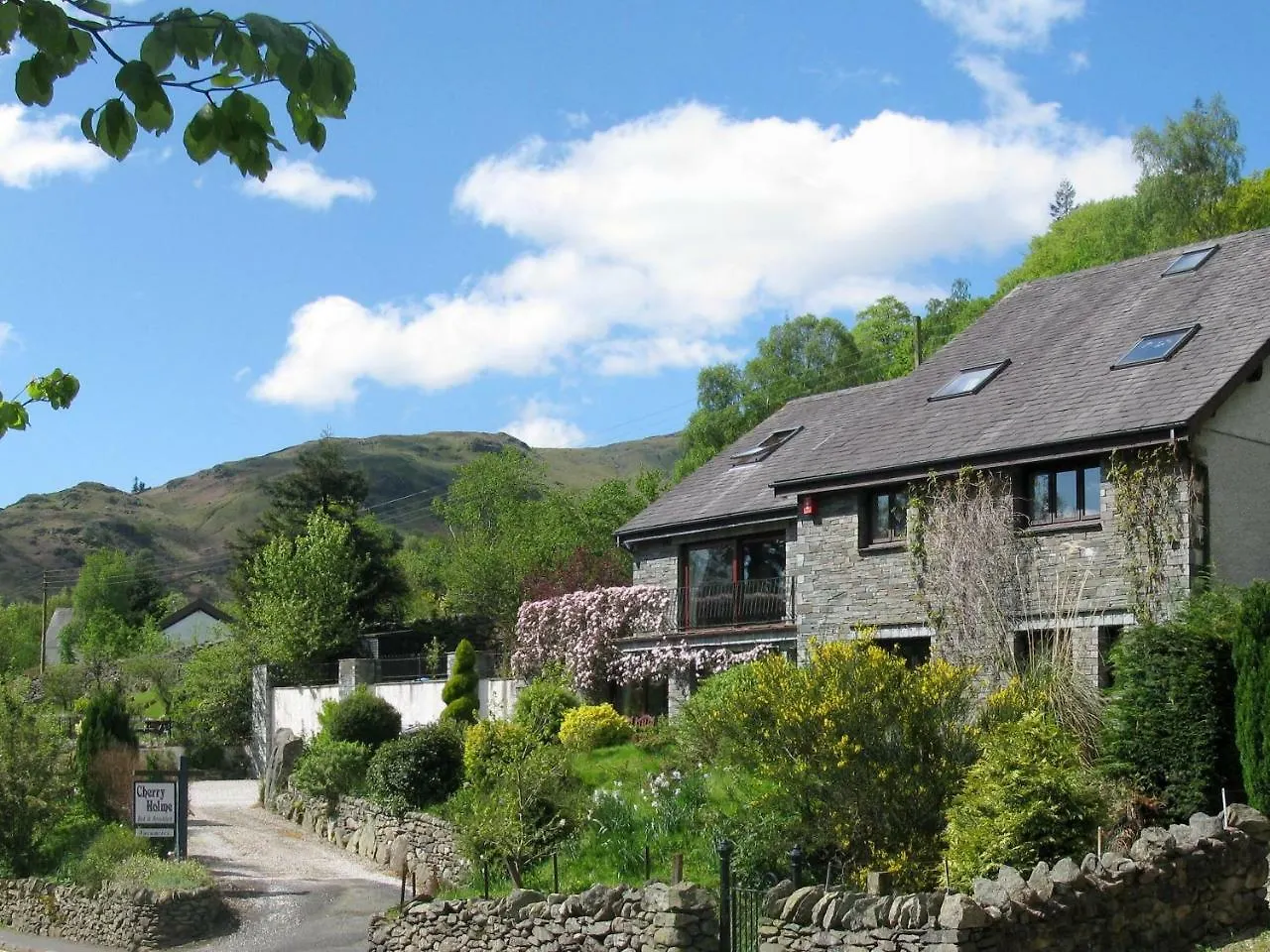 Cherry Holme 5*