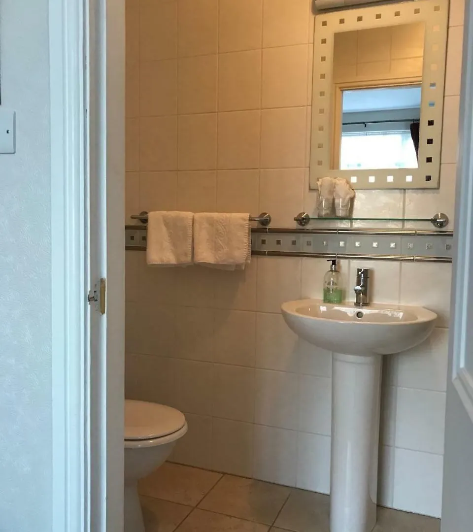 Meadowcroft 4*