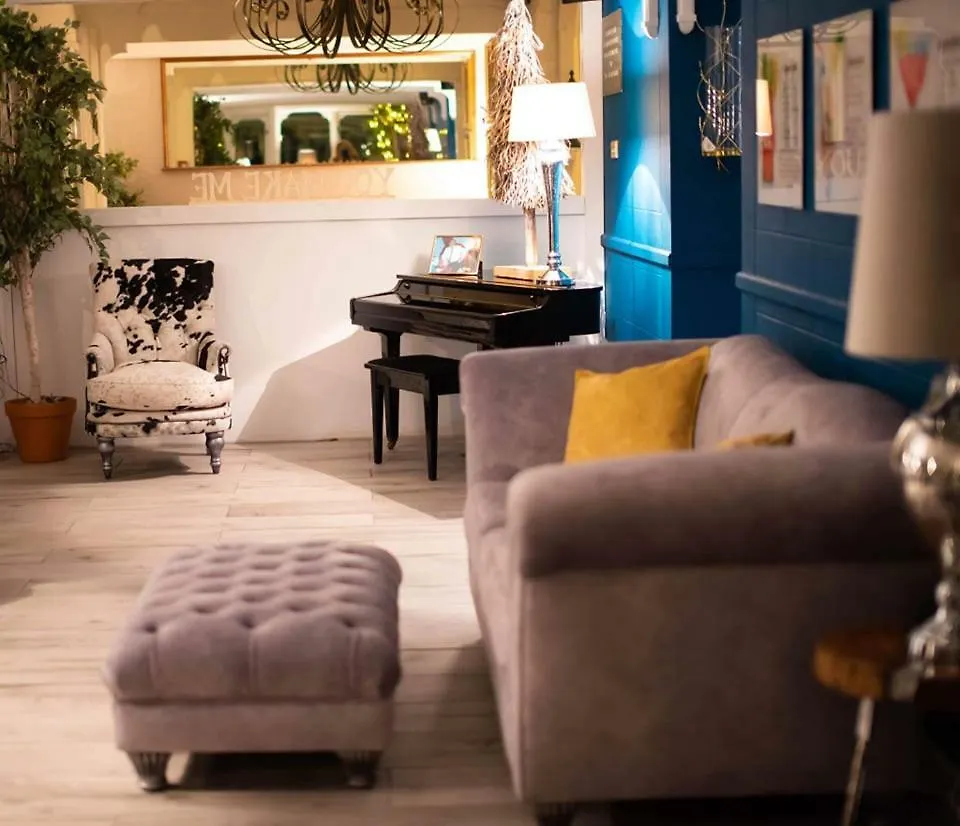 Valley View Dalton Hotel 4*