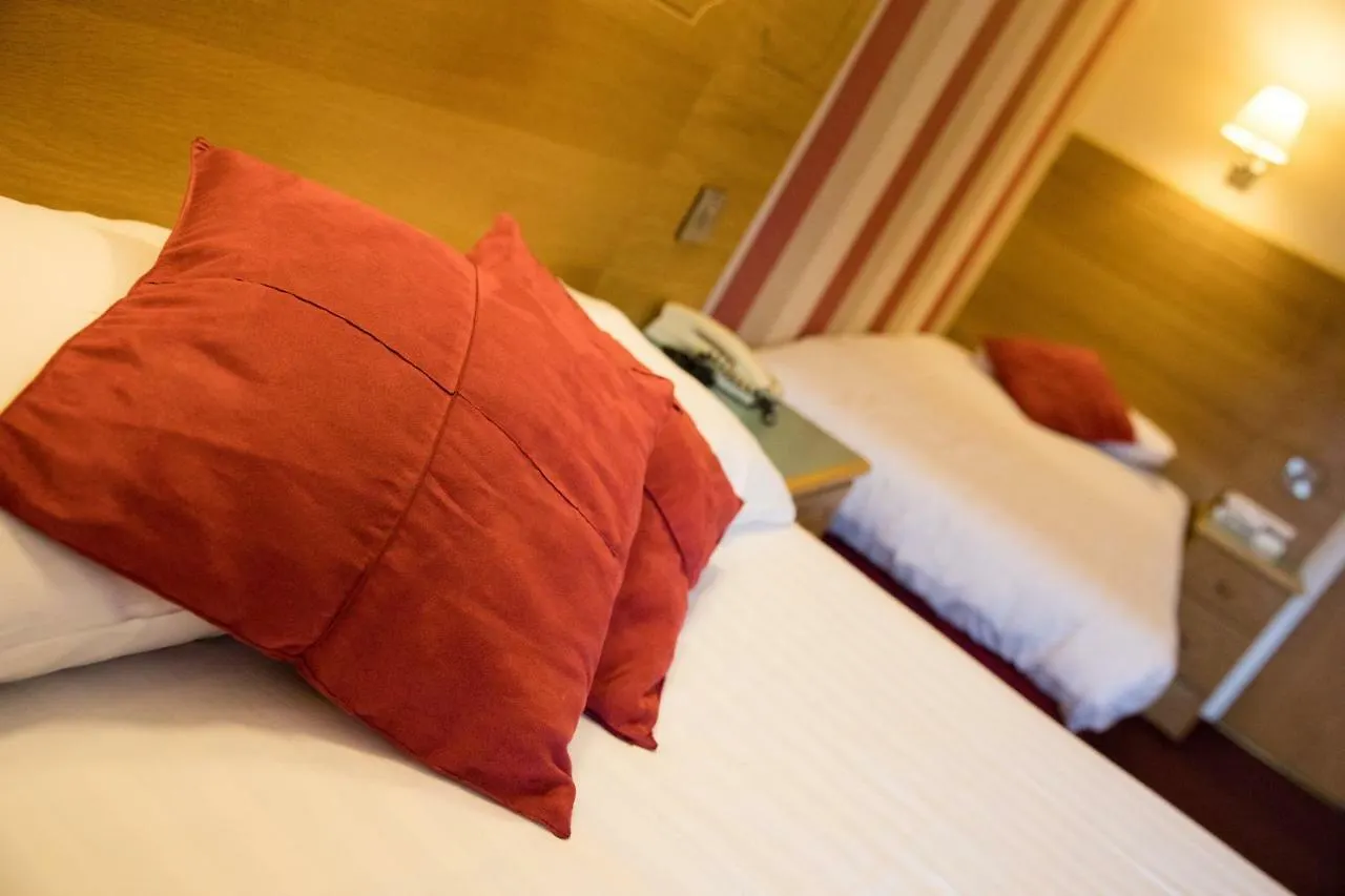 Patterdale Hotel ホテル