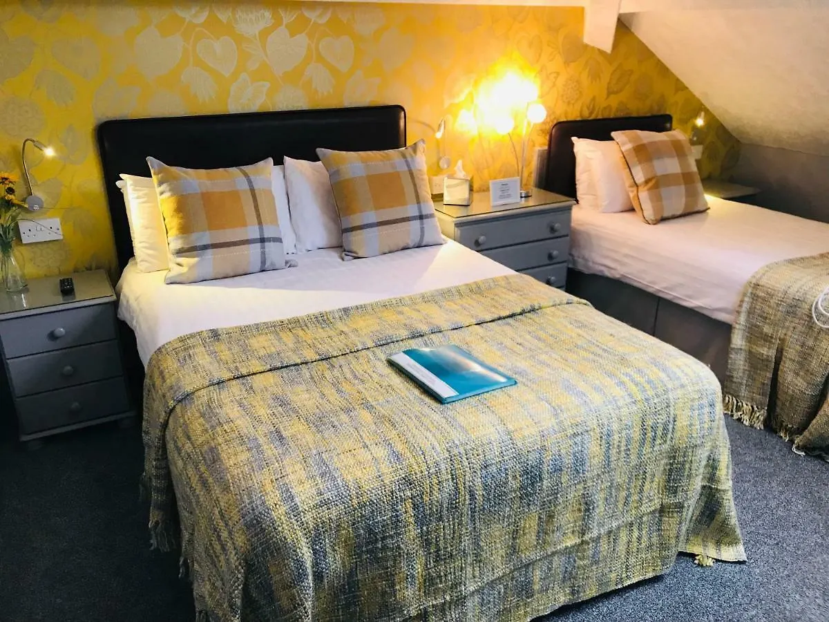 Pensión Cornerways 4*