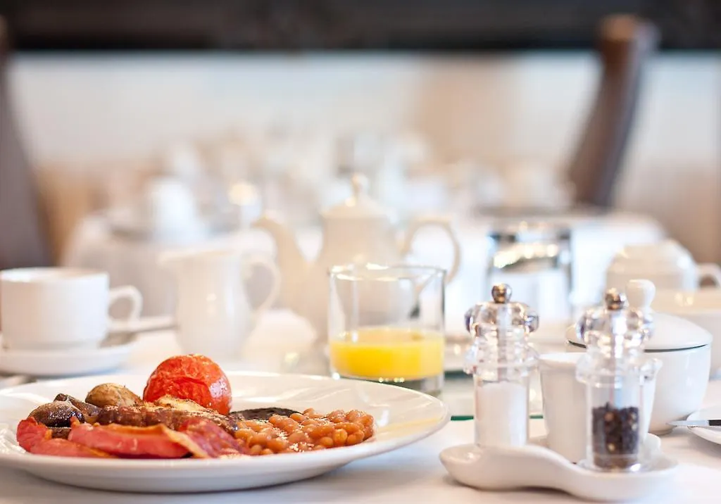 The Howbeck & The Retreat Incl Off-site Health Club And Parking Ev Point Available ウィンダミア