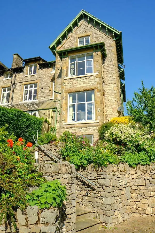 Corner Beech House 4*