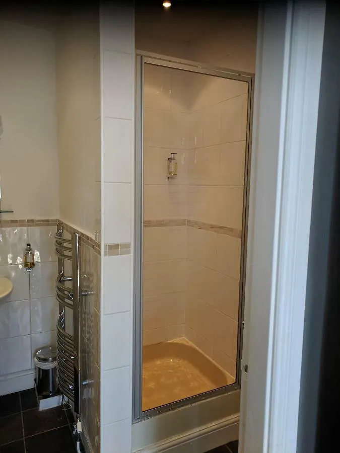 Oda ve Kahvaltı 1 Park Road 4*