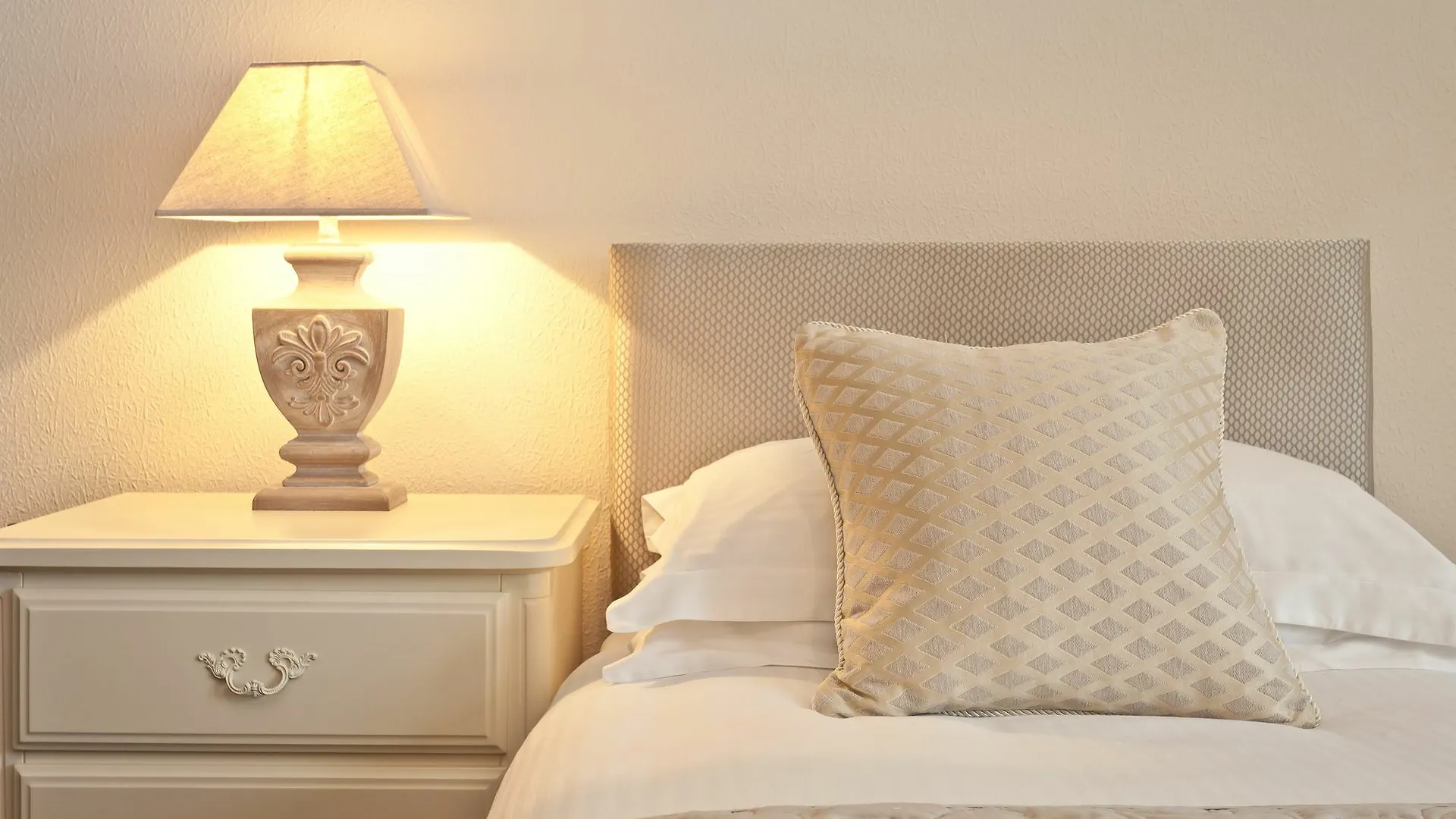Chestnuts (adults Only) 4*