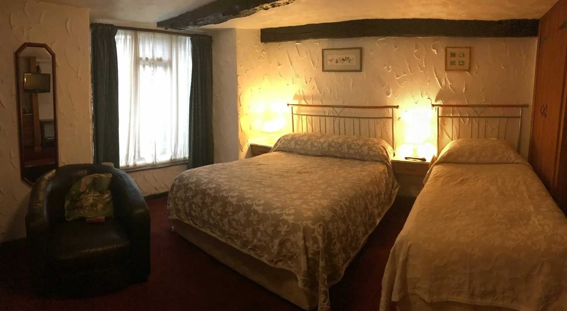 Ann Tysons House 3*