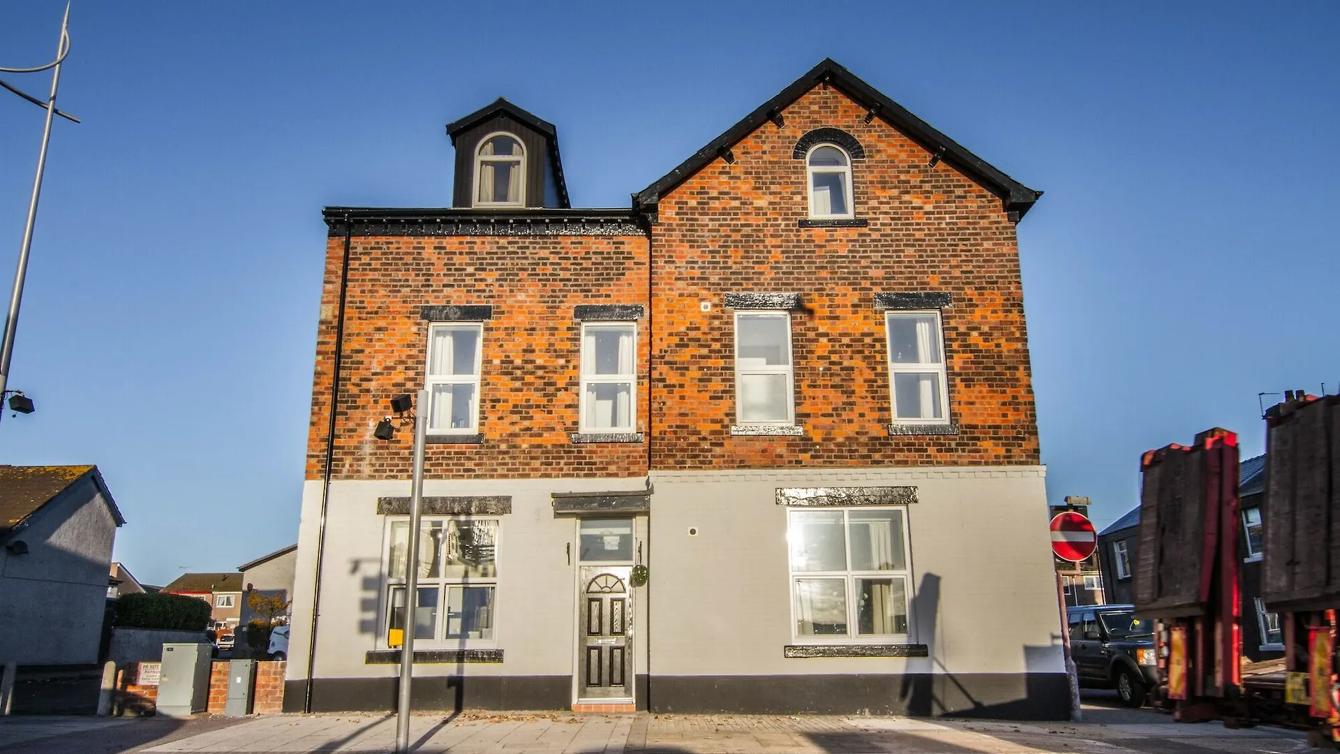 The Wheatsheaf 3* Barrow-in-Furness