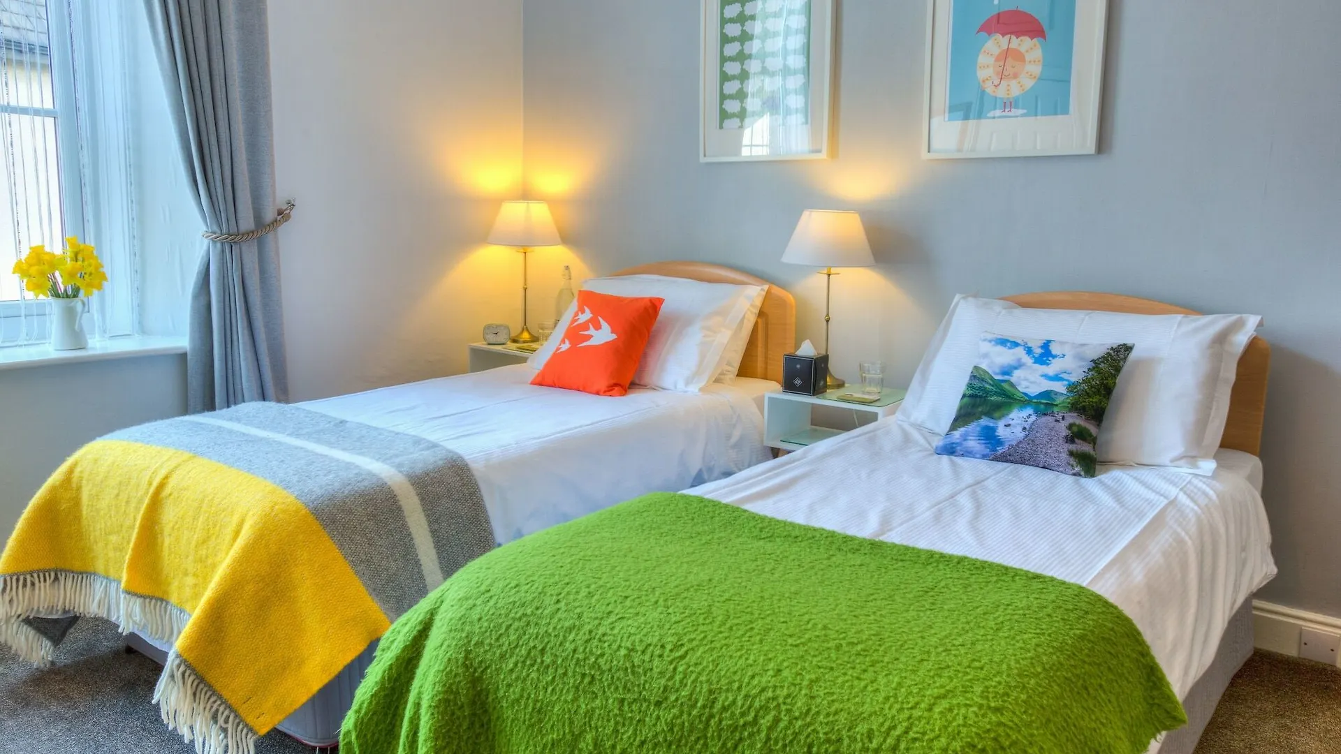 Corner Beech House בית הארחה 4*