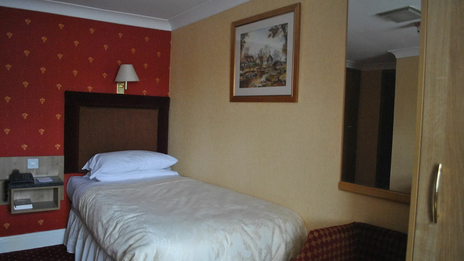 Wells Hotel Shap