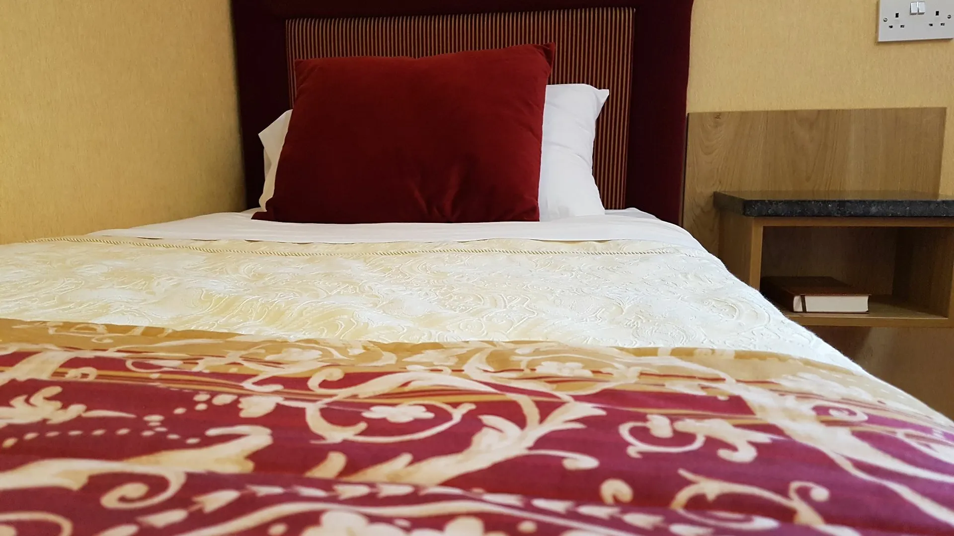 Hotel Wells 3*