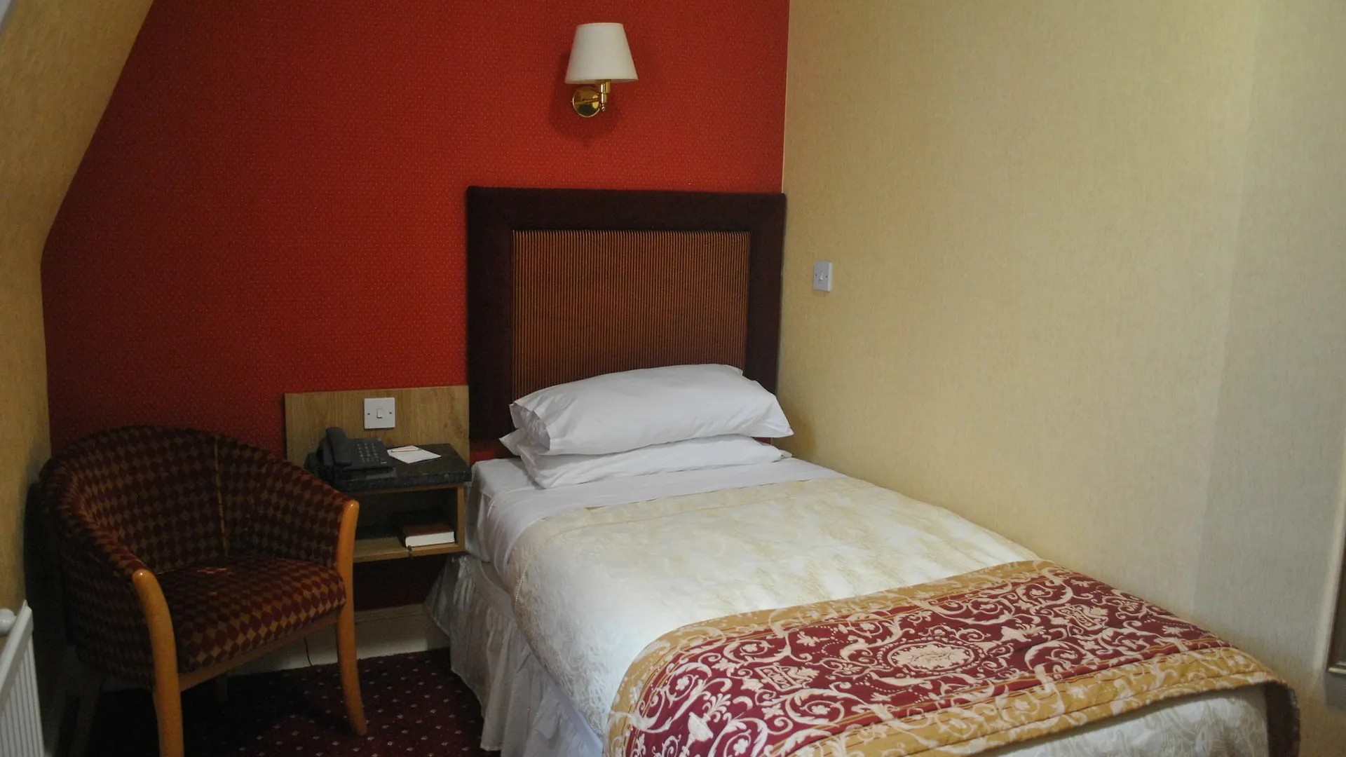 Hotel Wells 3*
