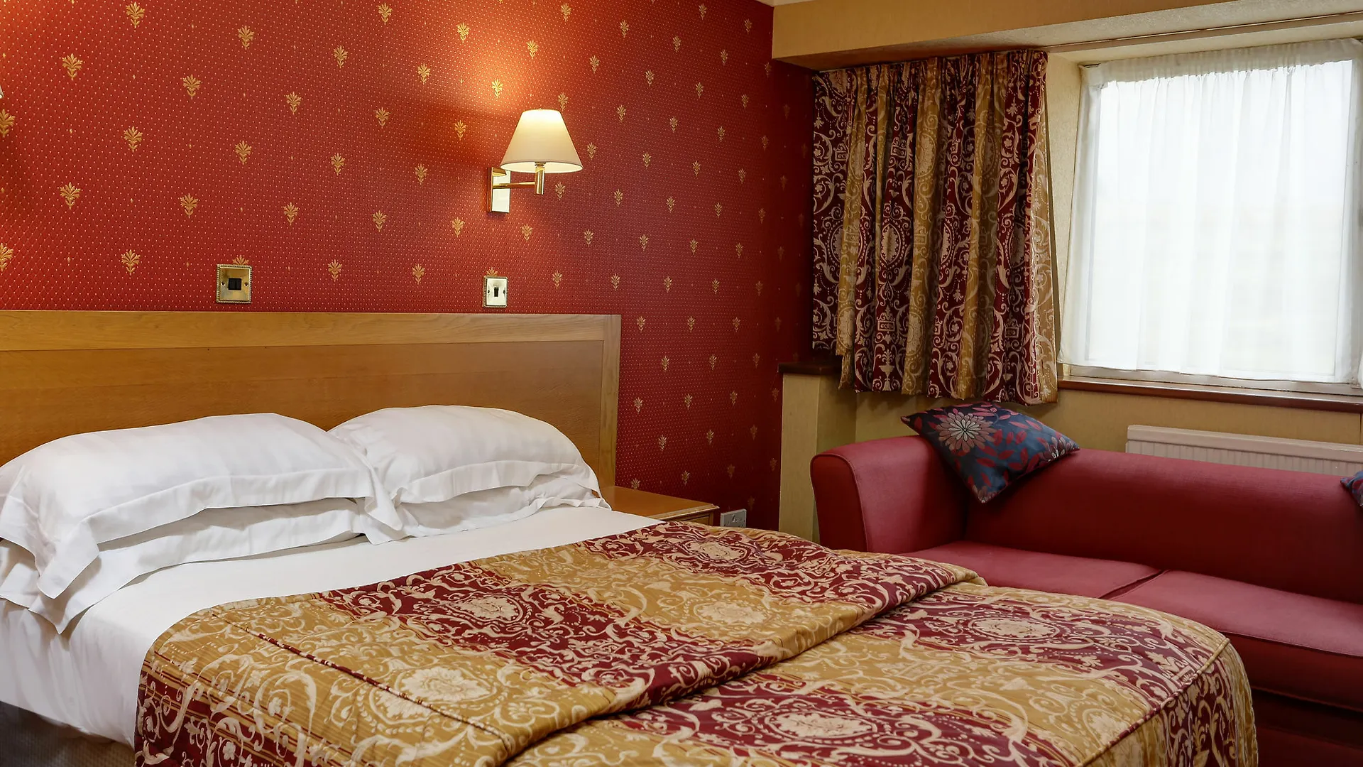 Wells Hotel