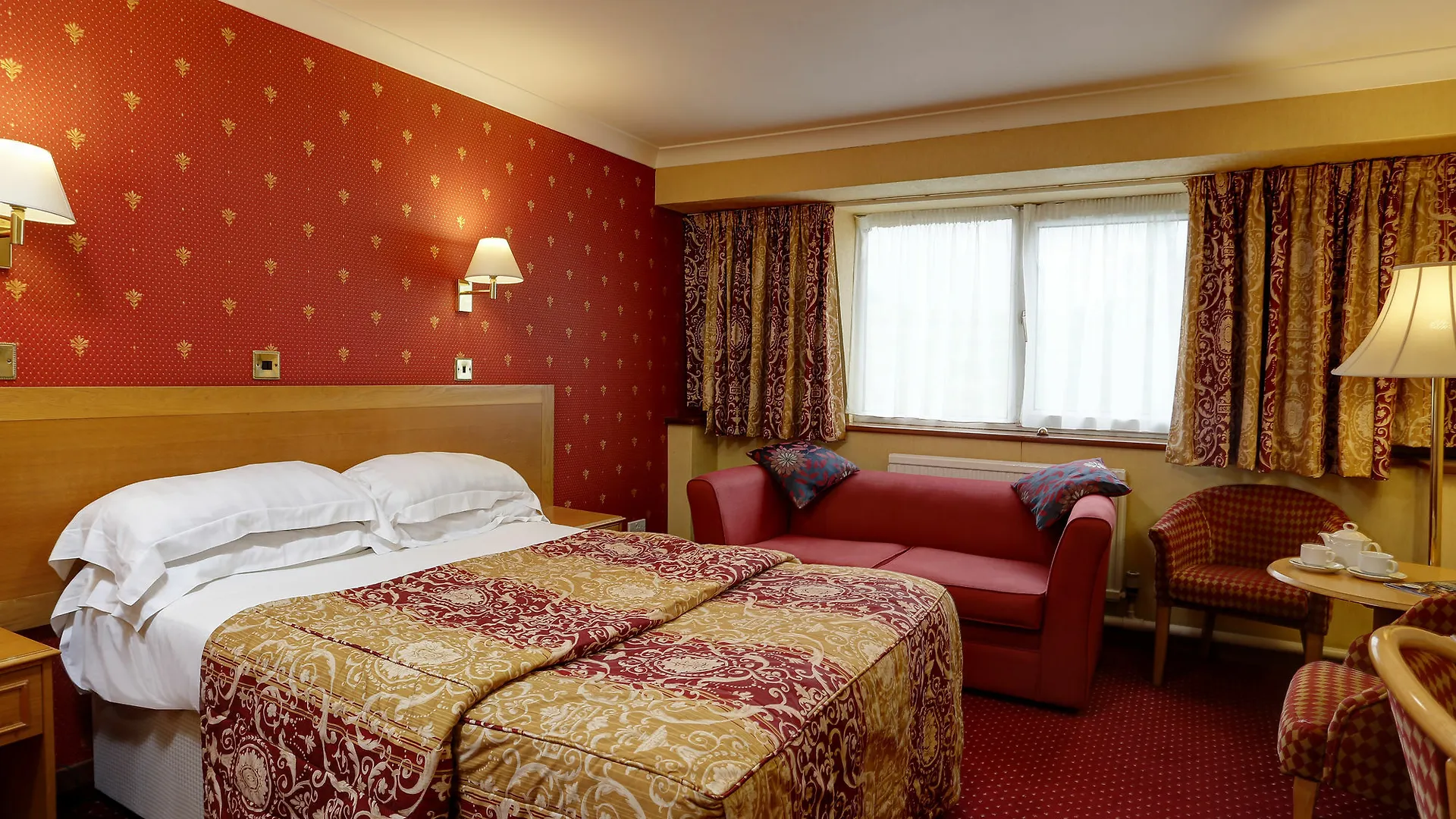 Wells Hotel 3*