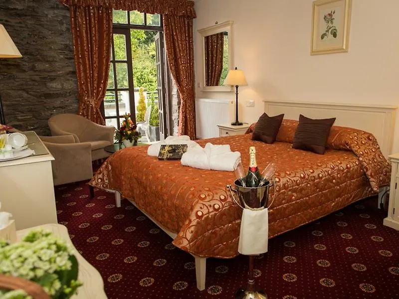Hotel Whitewater &