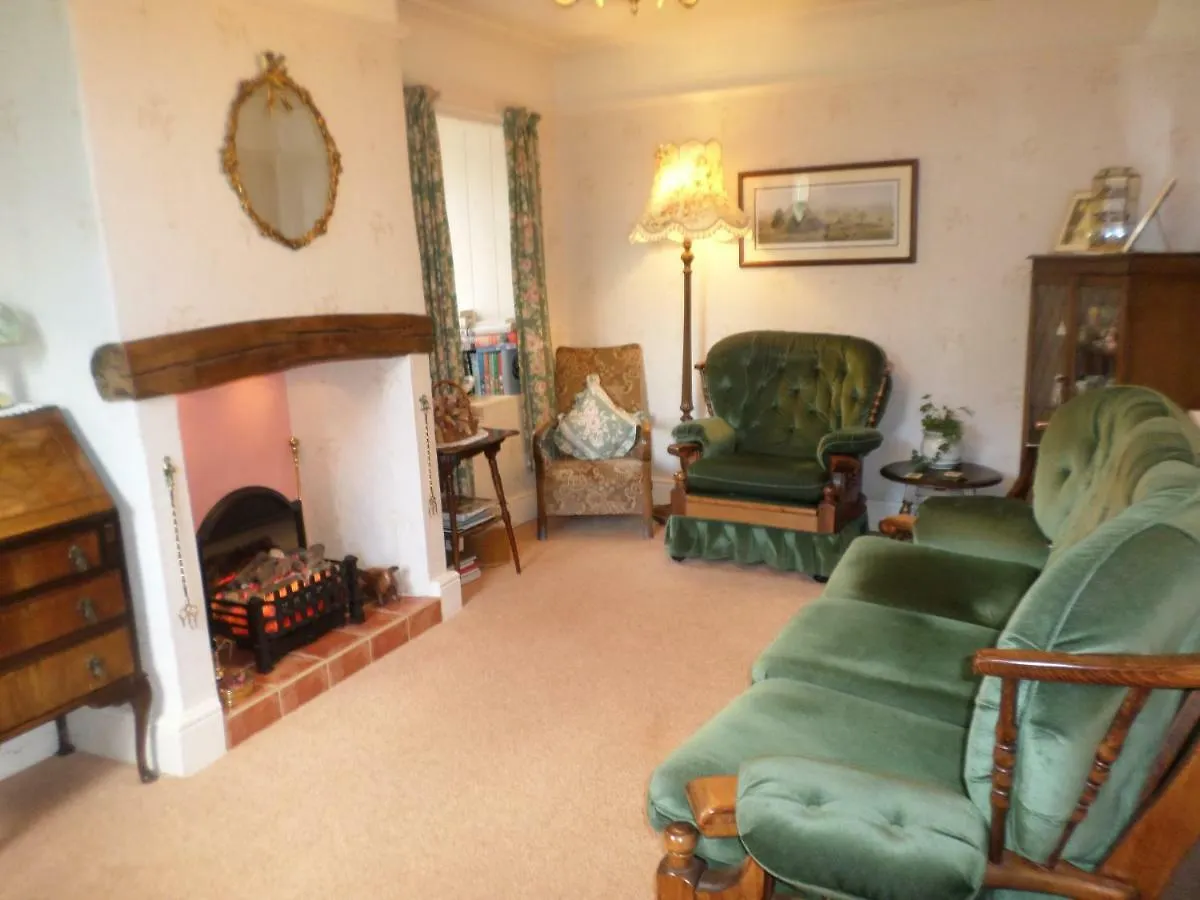 Hullerbank 4*