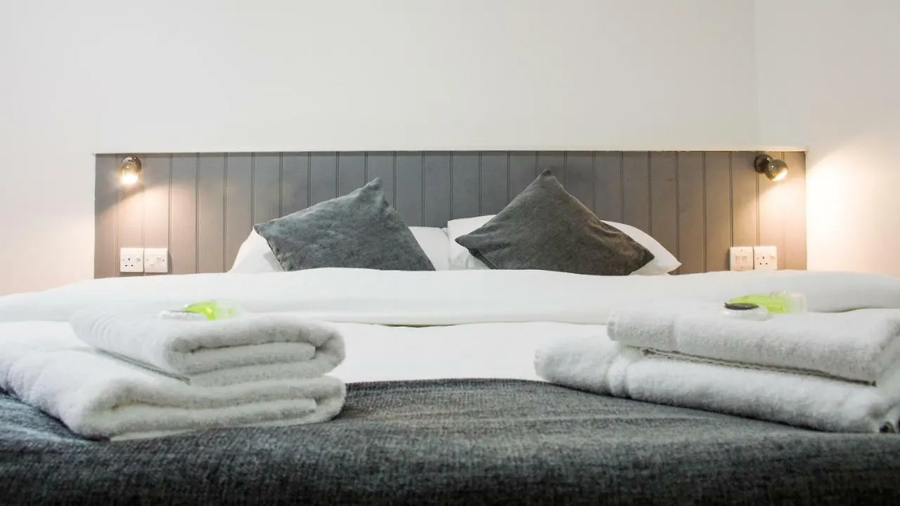 Brathay Hall - Brathay Trust 3*
