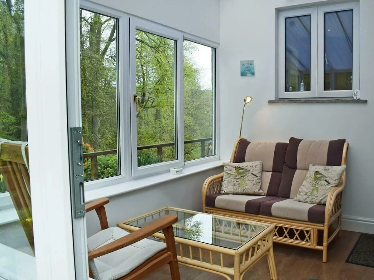 Holiday home Hollybrook *
