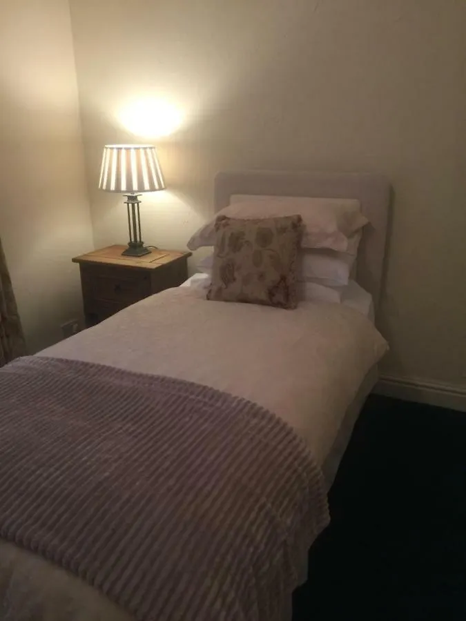 Number 6 Guest house *