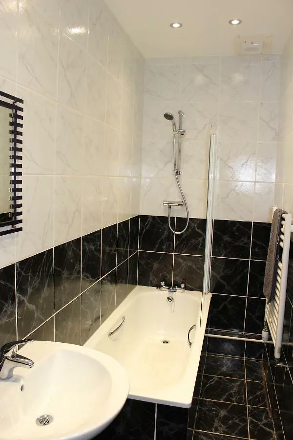 Park Lane Heights - Self Catering - Style - Family And Double Workington