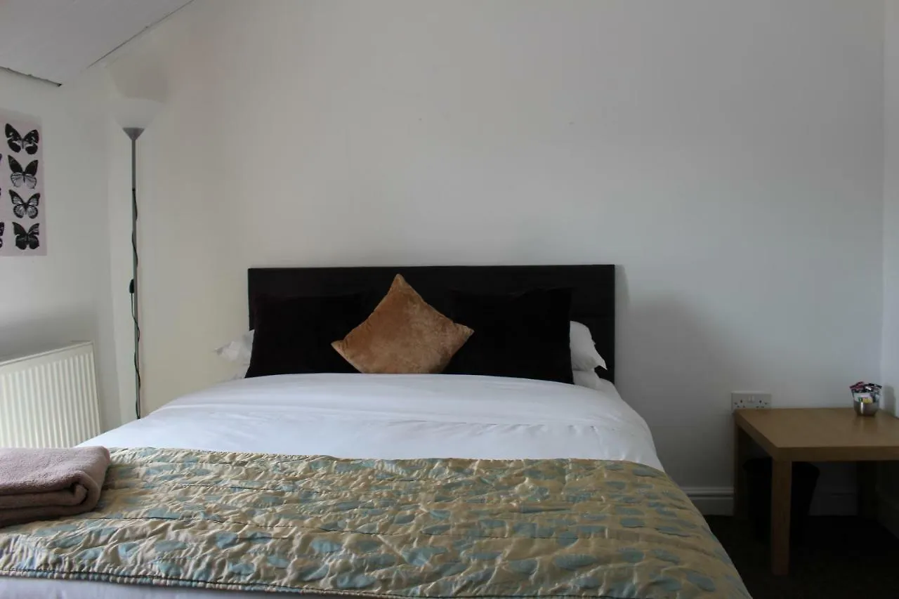 Guest house Park Lane Heights - Self Catering - Style - Family And Double