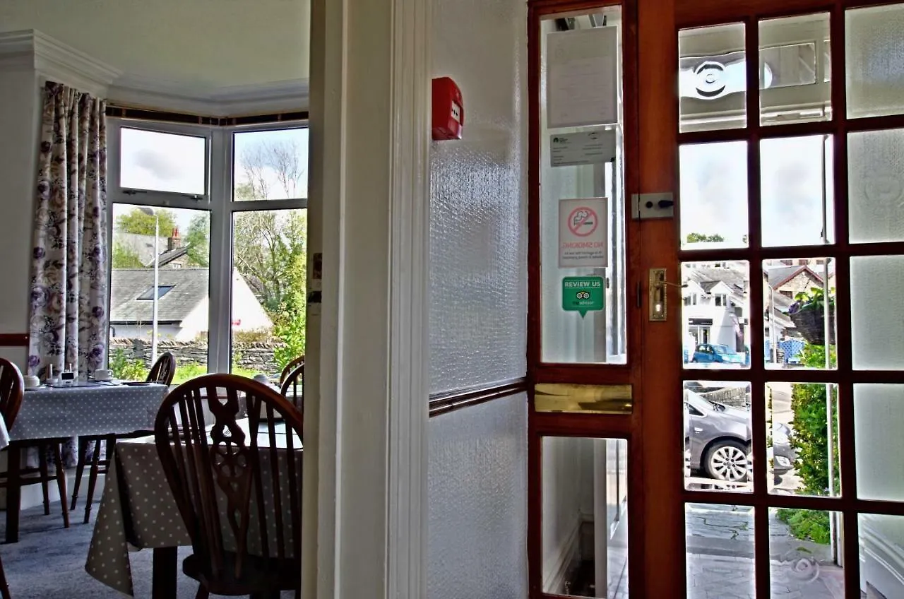 Brook House ― Free On-site Car Park Couette-café 3*