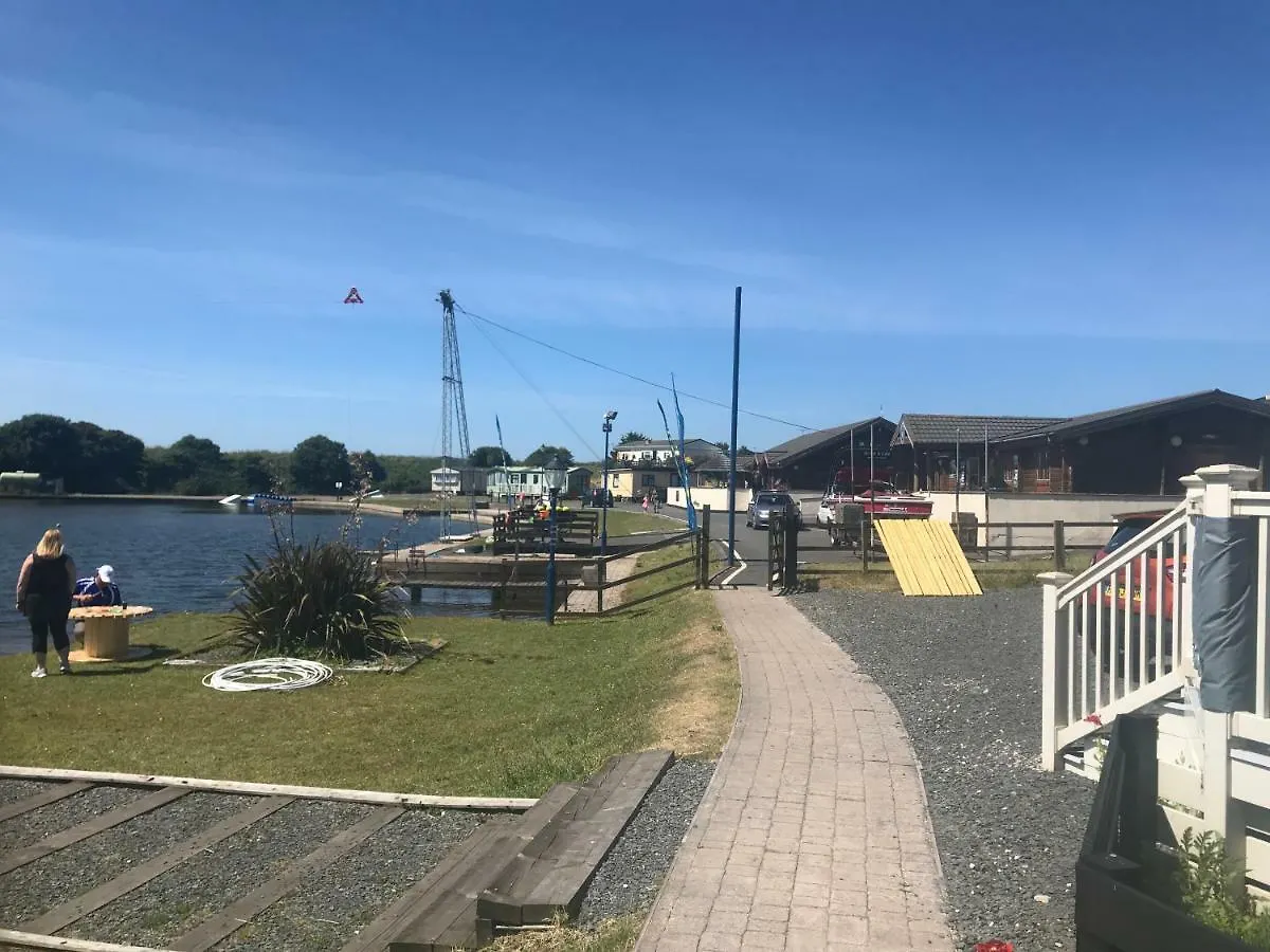 Lakes Retreat Holiday park