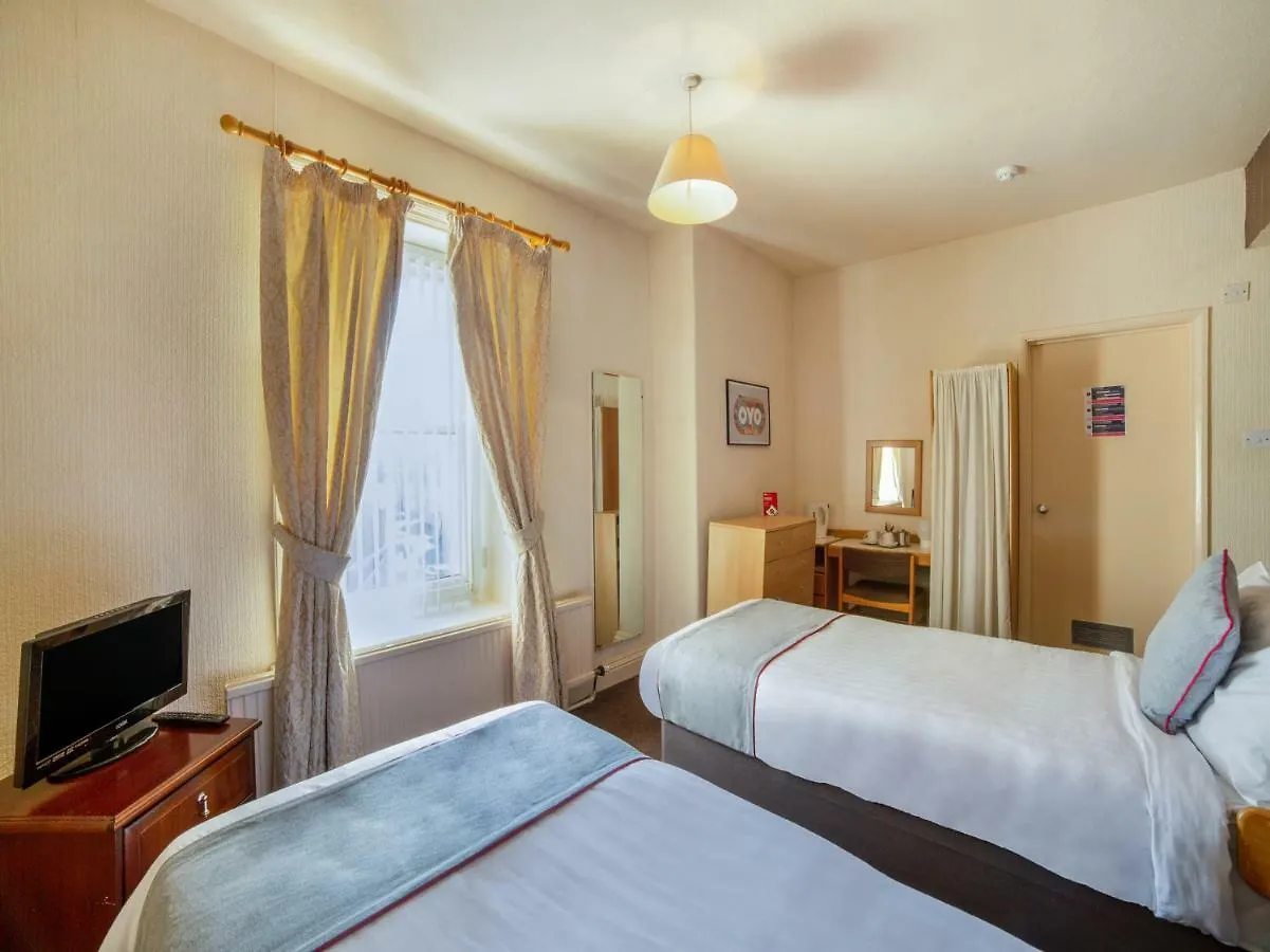 Oyo The Cumberland Near Community Hospital 3* Workington