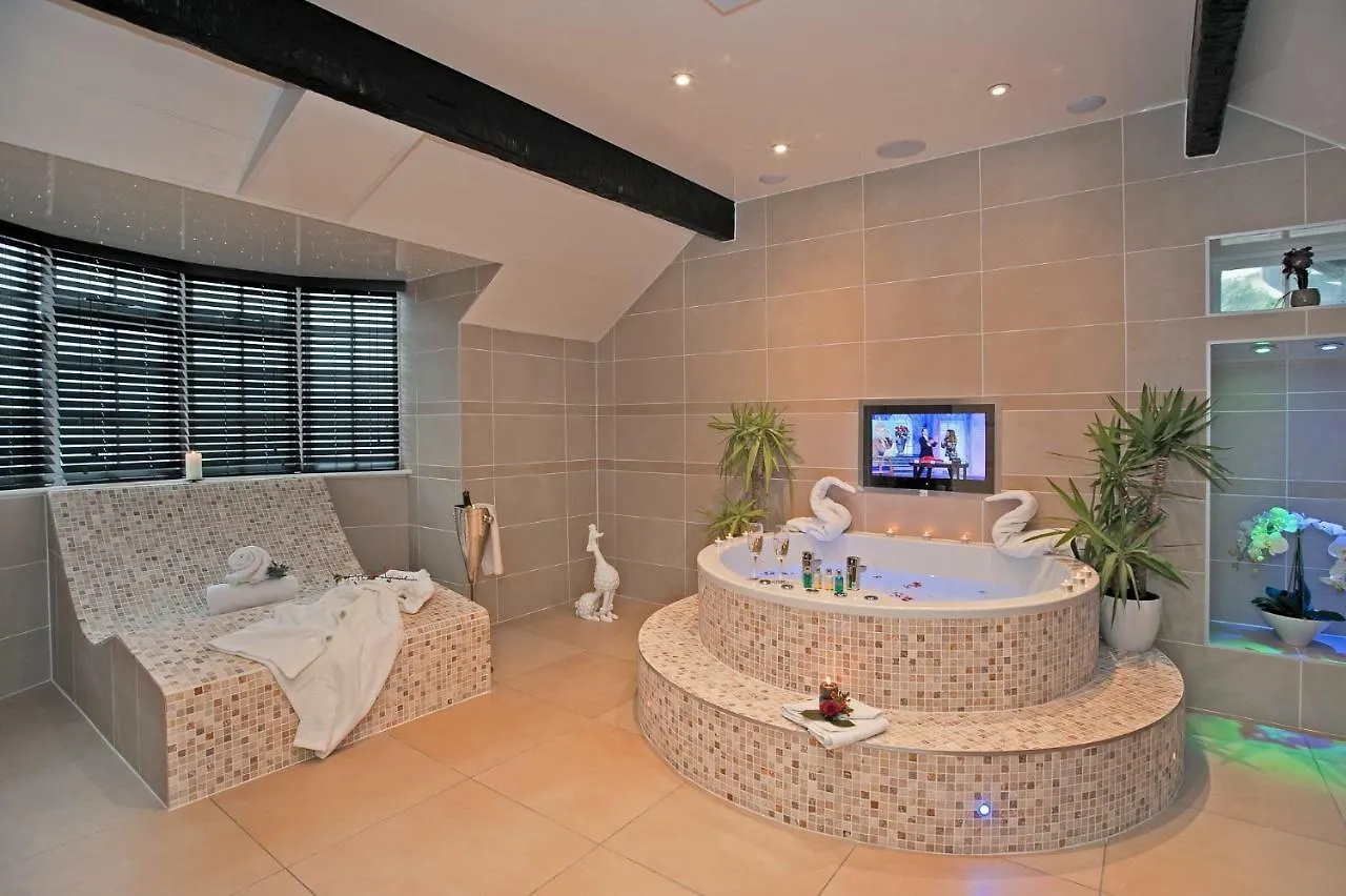 호텔 Boutique & Hot Tubs 윈더미어