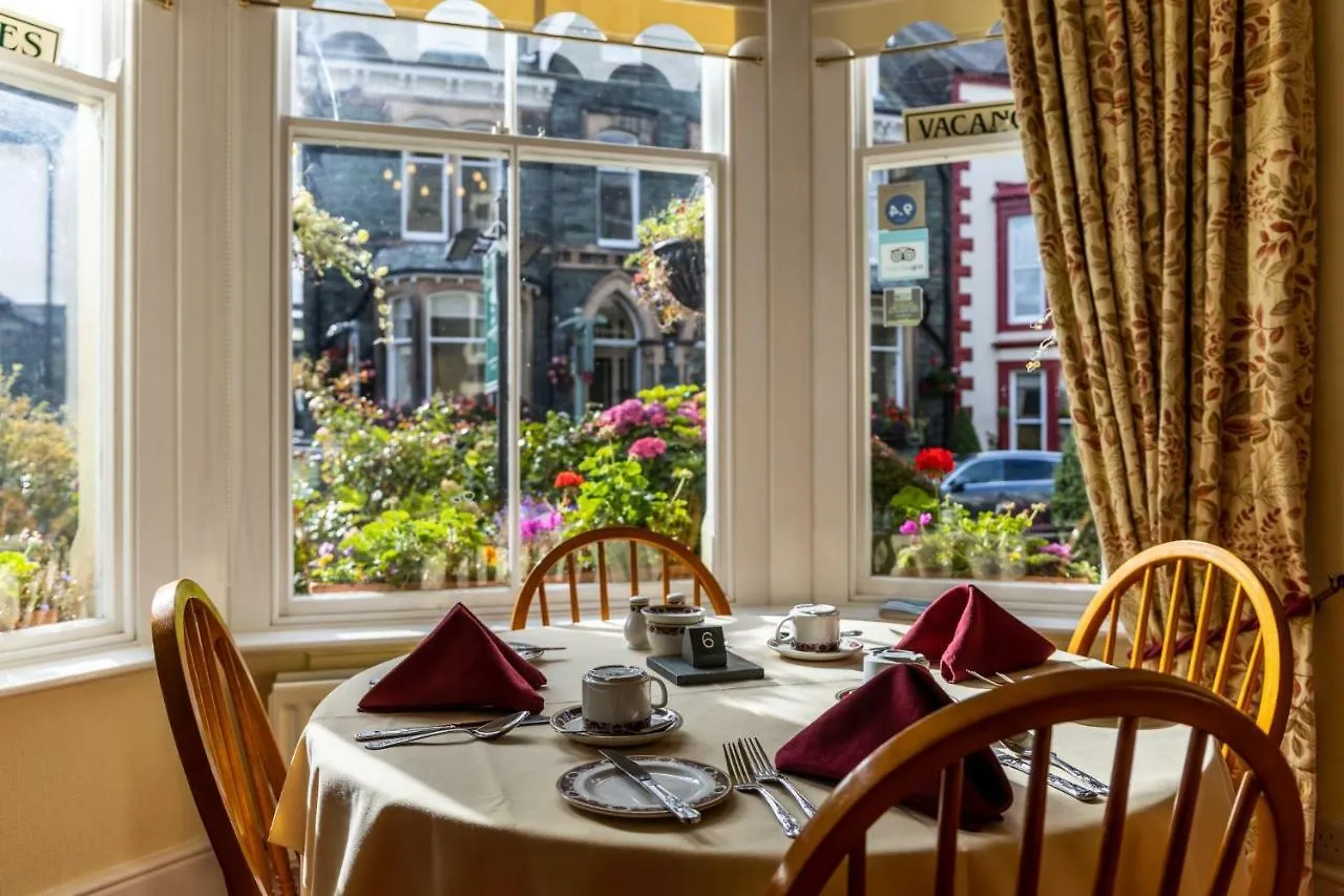 Dorchester House Pensionat 4*