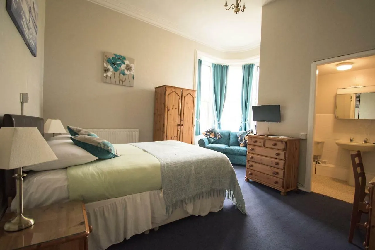 Hotel Pinegrove 3*