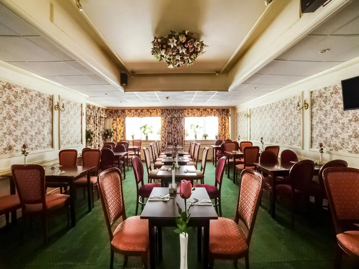 Oyo The Cumberland Near Community Hospital 3*