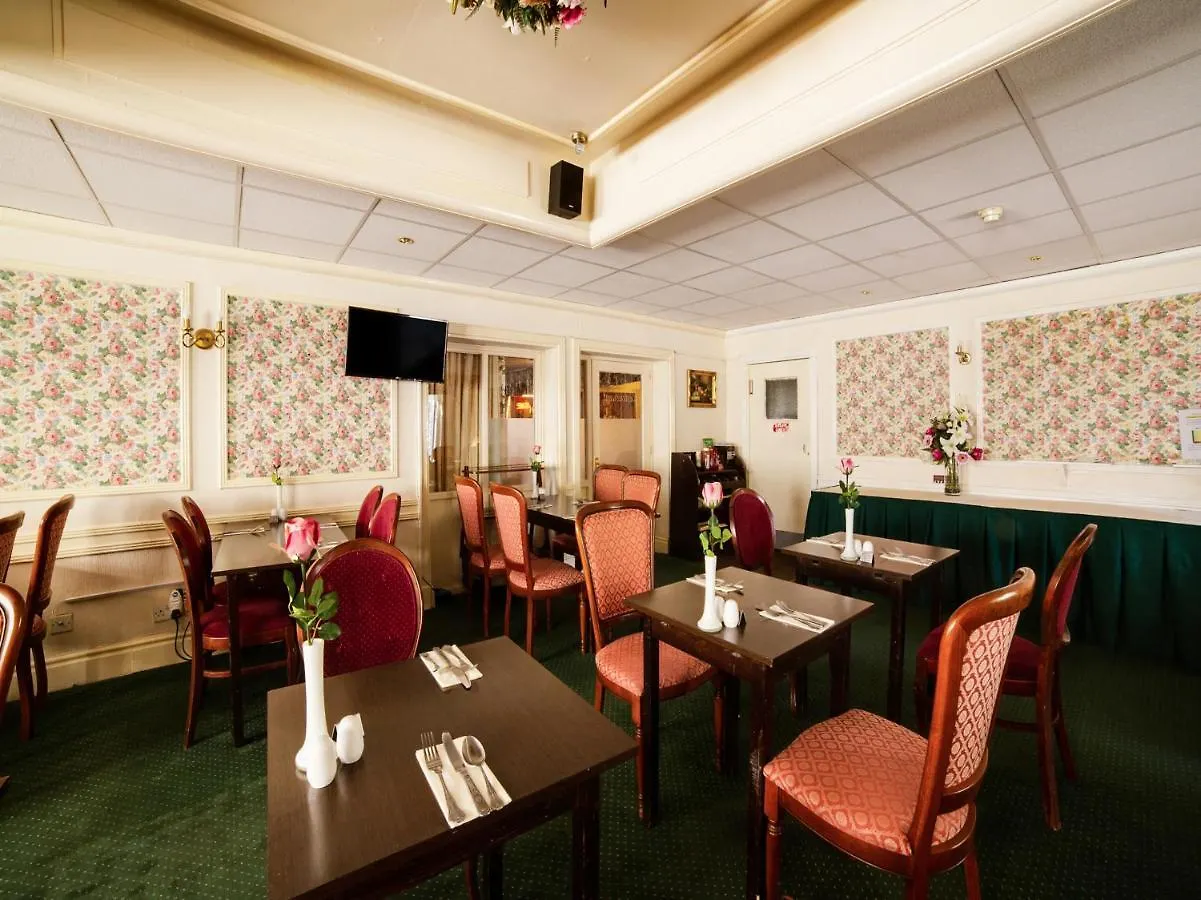 Oyo The Cumberland Near Community Hospital Hotel Workington