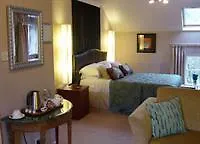 West Vale Hotel