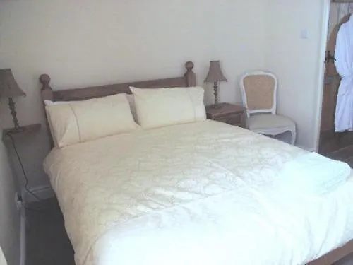 Blue Pig B&B *