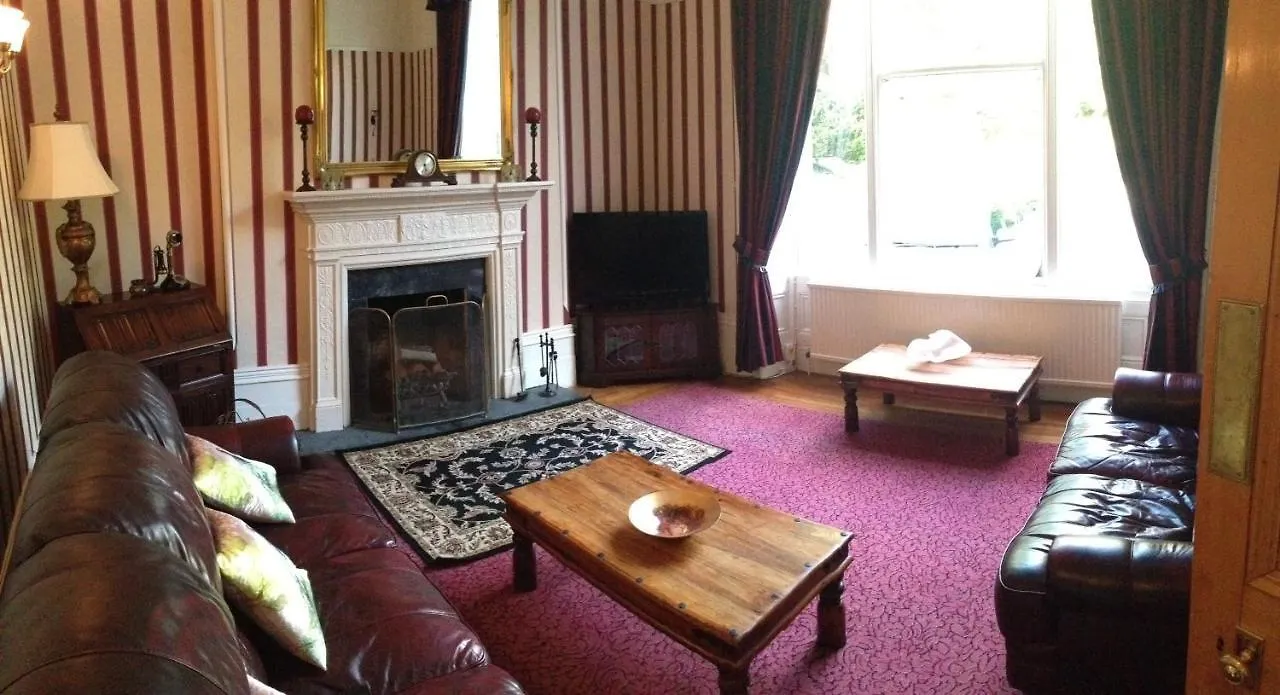 Broughton Craggs Country house *
