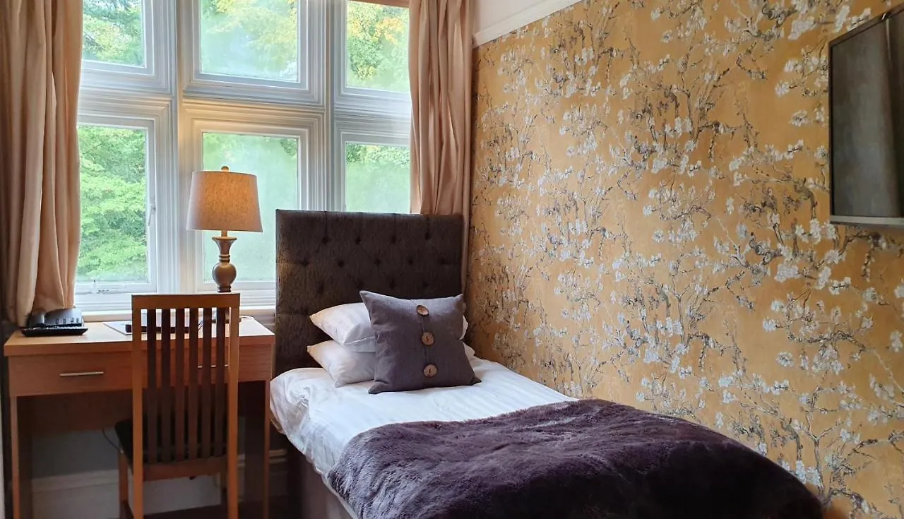Sawrey House & Restaurant 3*