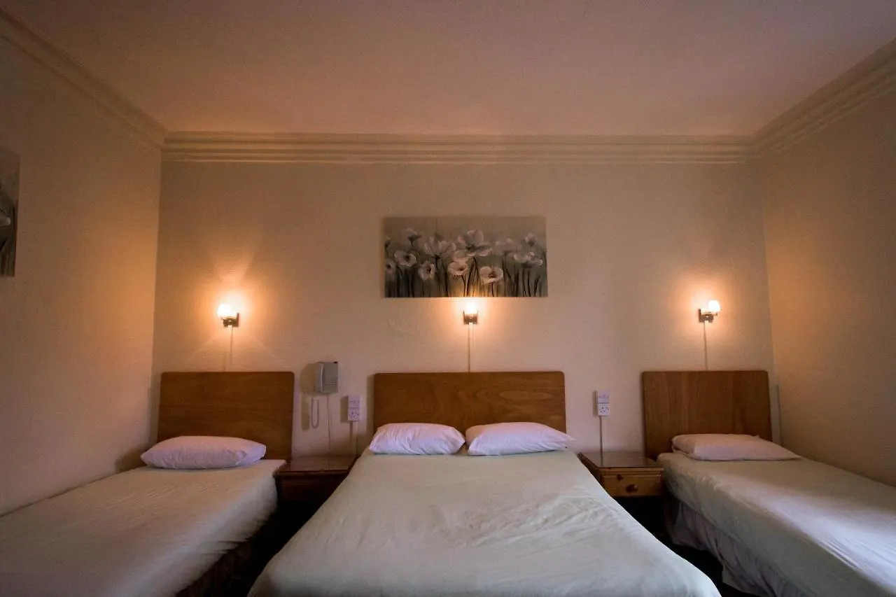 Pinegrove 3* Carlisle (Cumbria)