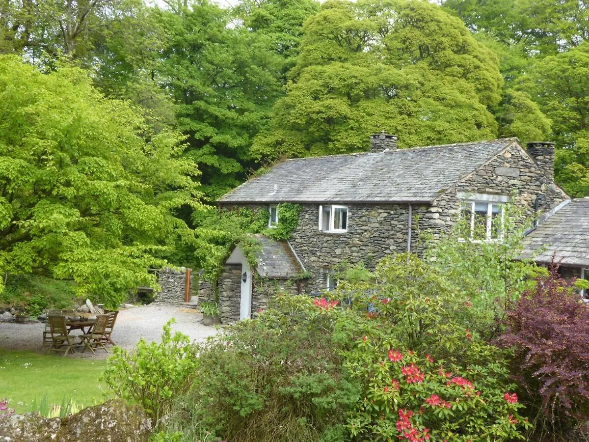 Jock Scar Country Estate *