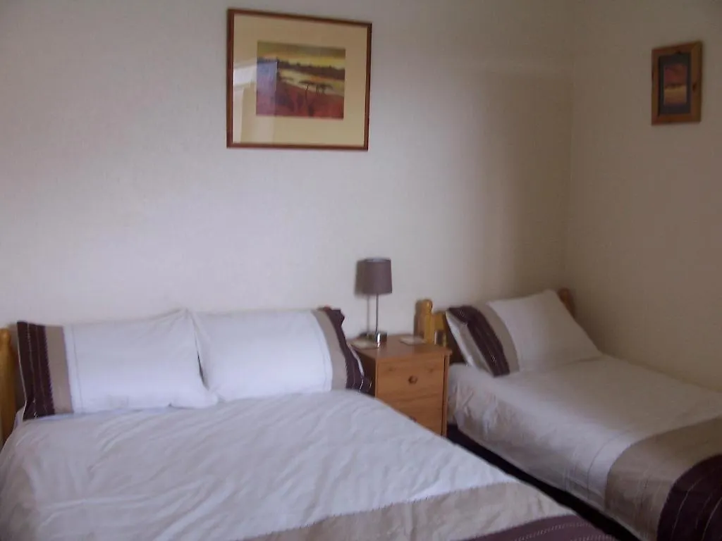Denecrest 3* Windermere
