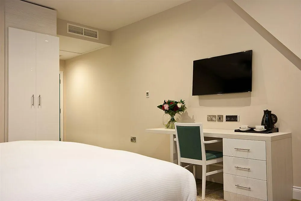 The Daffodil & Otel