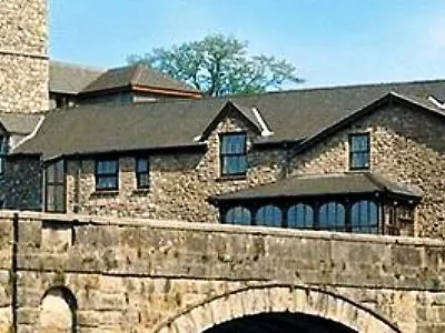 The Riverside 3*