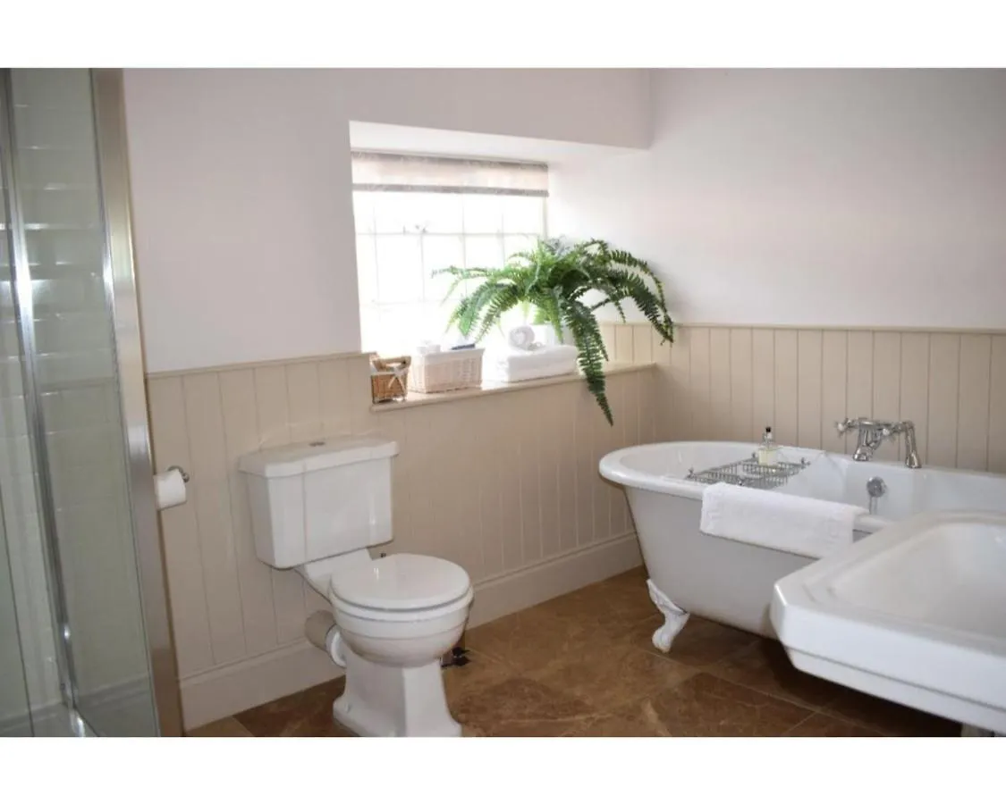 Hare And Hounds Bed and breakfast