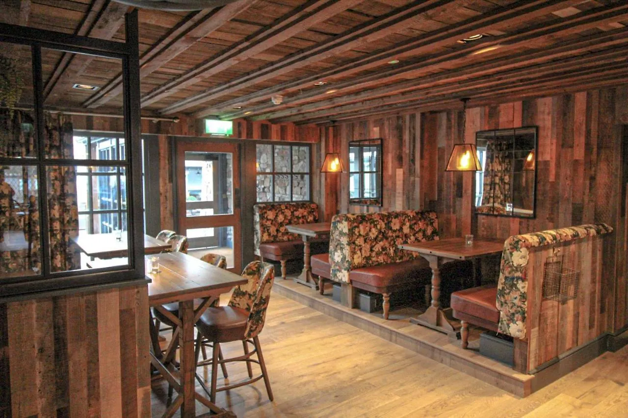 The Inn 3*