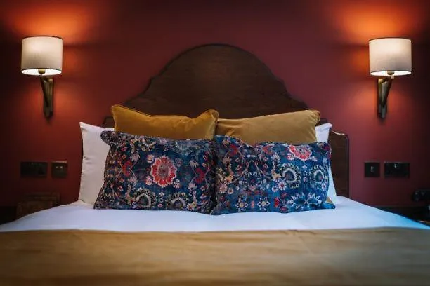 Bridge House Hotel&silver Howe View Hotell