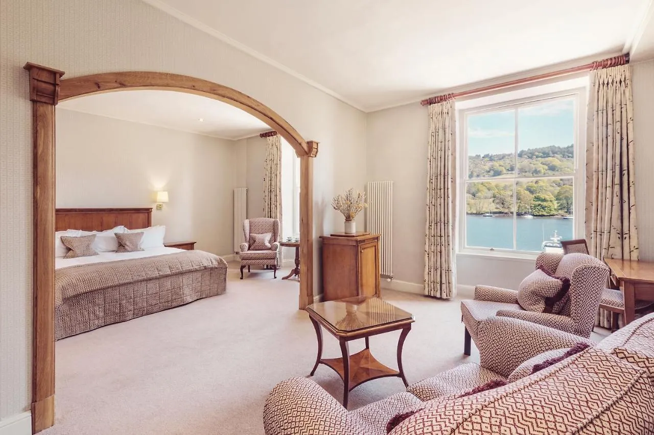 Hotell And Lakeside