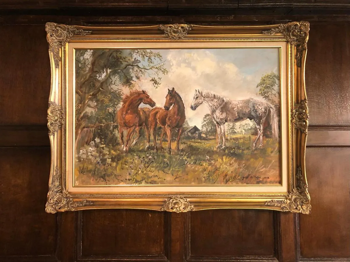 String Of Horses 4* Carlisle (Cumbria)