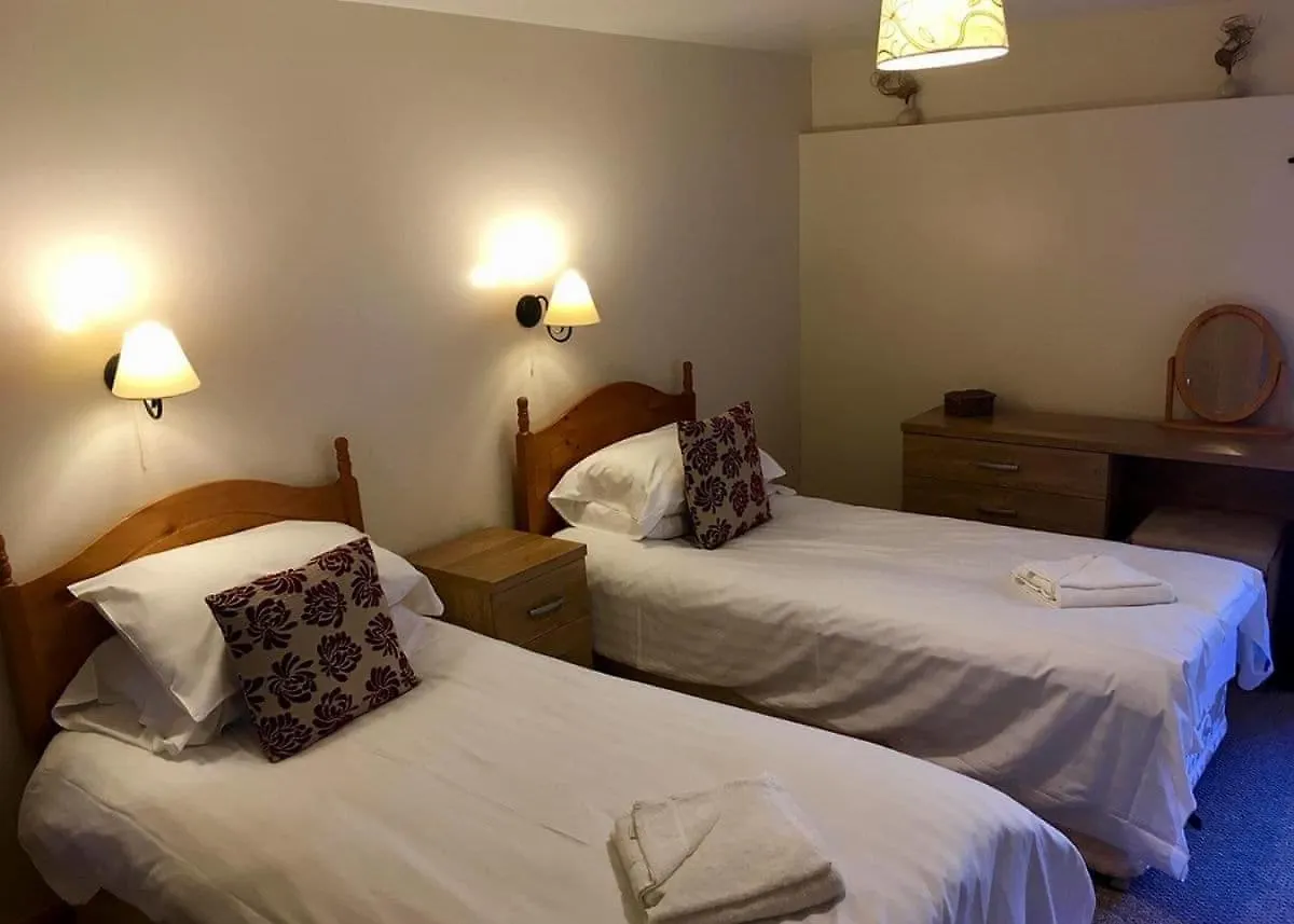 Pound Farm Lodges *