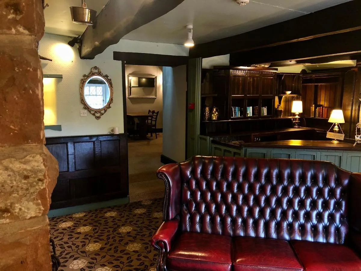 String Of Horses 4* Carlisle (Cumbria)