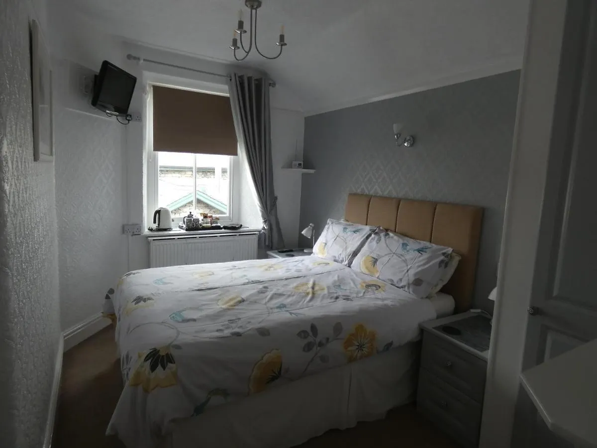 White Rose Pensjonat 4*